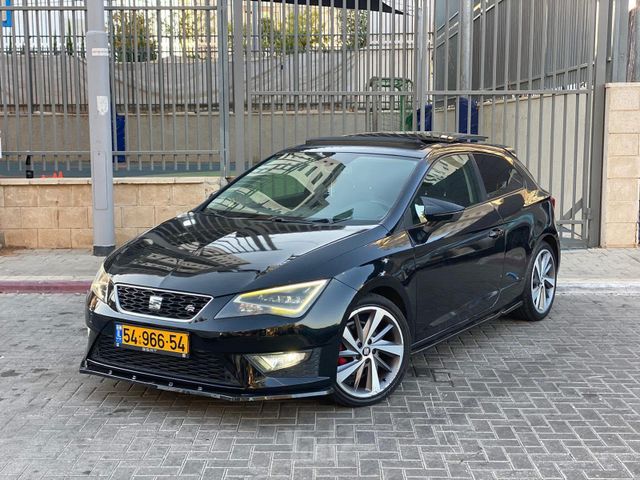 מודעת רכב סיאט לאון