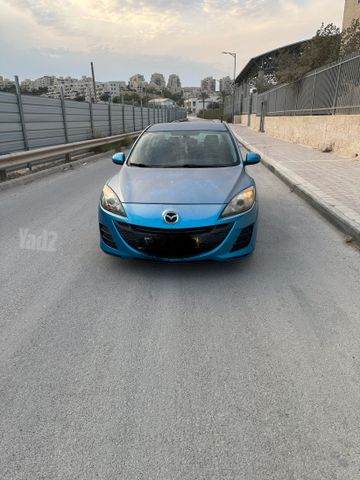 מודעת רכב מאזדה 3