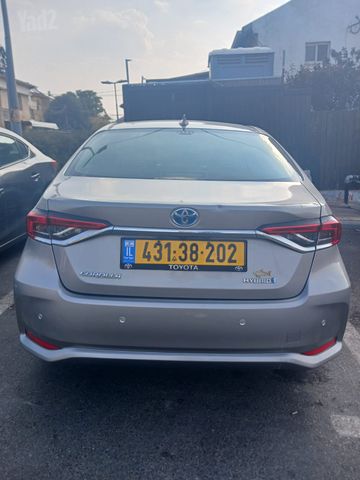 טויוטה קורולה