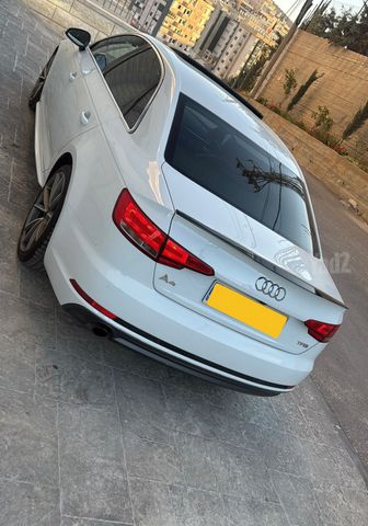 אאודי A4