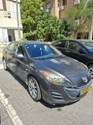 מודעת רכב מאזדה 3