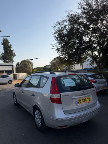 יונדאי i30