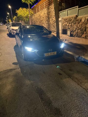 מאזדה 3