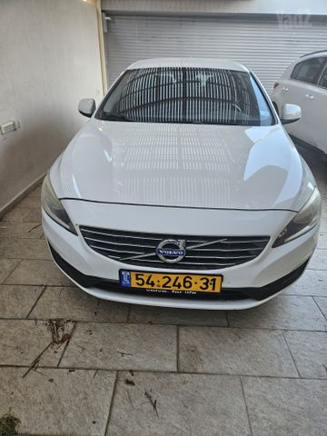 וולוו S60