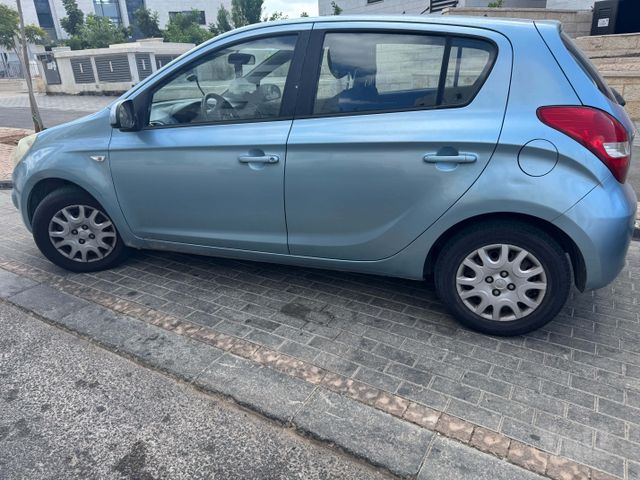 יונדאי i20