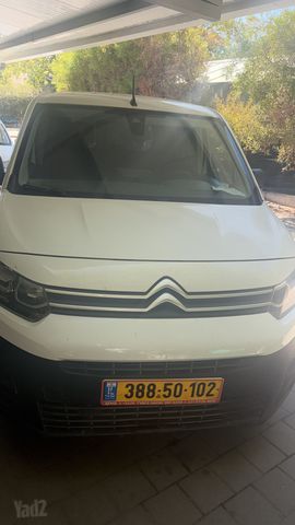 מודעת רכב סיטרואן ברלינגו 