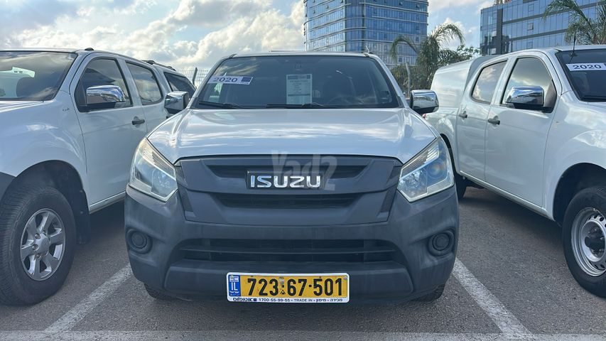 איסוזו די-מקס