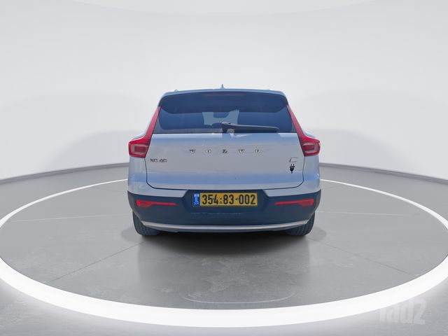 וולוו XC40
