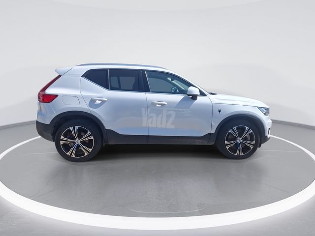 וולוו XC40