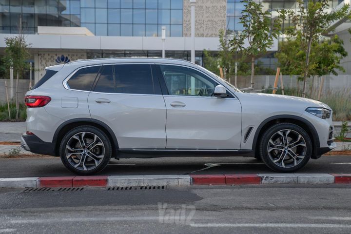 ב מ וו X5