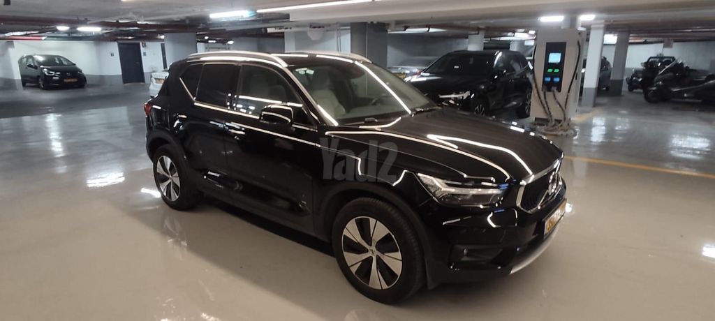 וולוו XC40
