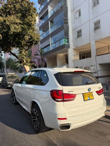 ב מ וו X5
