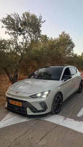 קופרה לאון
