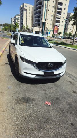 מודעת רכב מאזדה CX-5