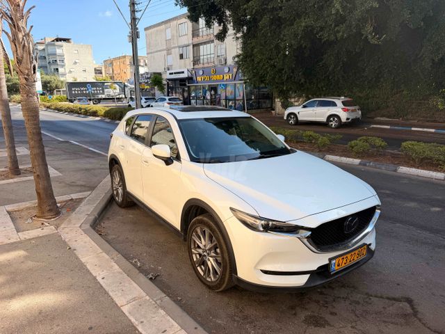 מודעת רכב מאזדה CX-5