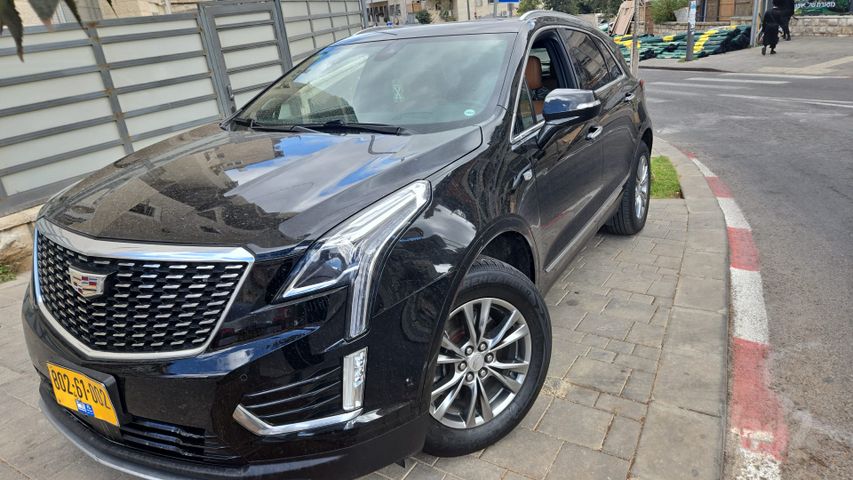 קאדילק XT5