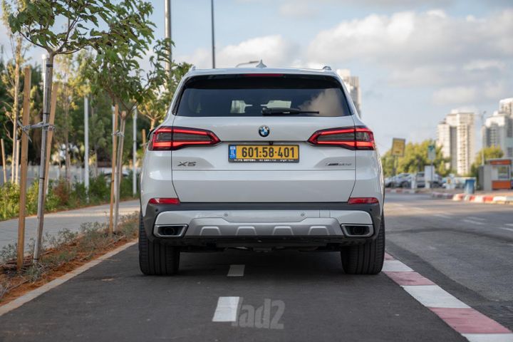 ב מ וו X5
