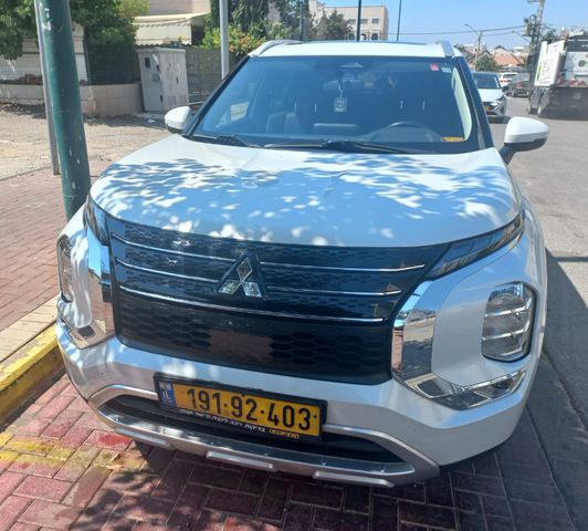 מודעת רכב מיצובישי אאוטלנדר