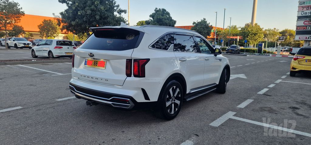 מודעת רכב קיה סורנטו