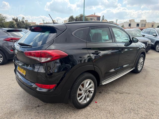 יונדאי טוסון