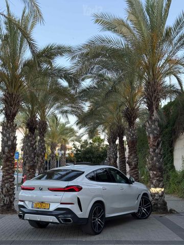 ב מ וו X6