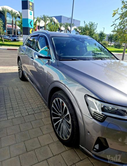 אאודי E-tron