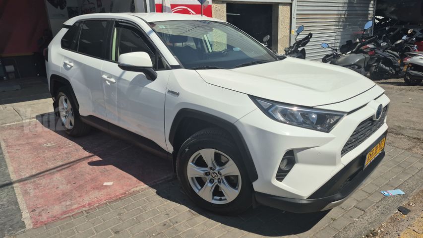 מודעת רכב טויוטה RAV4 1