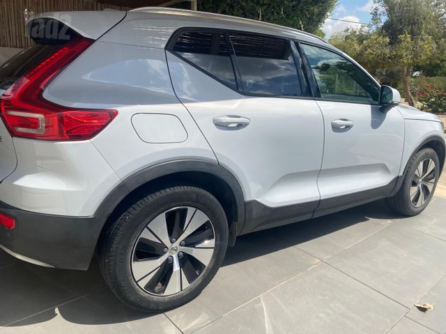 מודעת רכב וולוו XC40