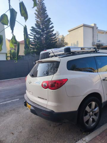 שברולט טראוורס