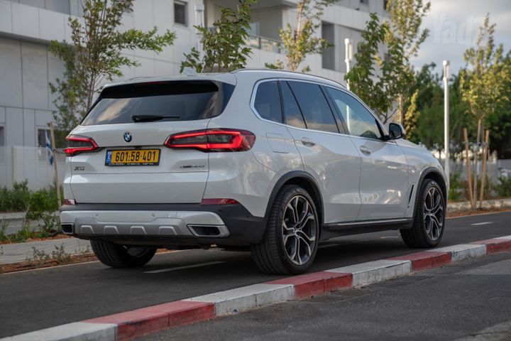 ב מ וו X5