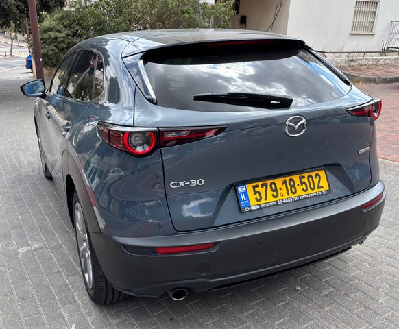 מאזדה CX-30