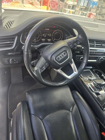 אאודי Q7