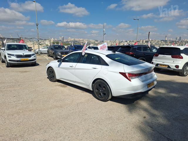 מודעת רכב יונדאי אלנטרה 1