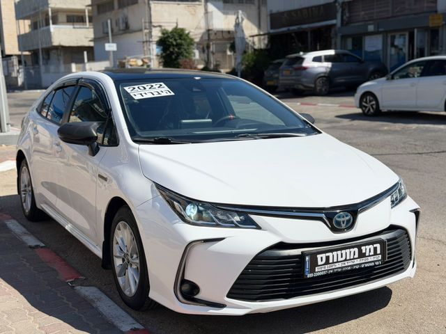 טויוטה קורולה