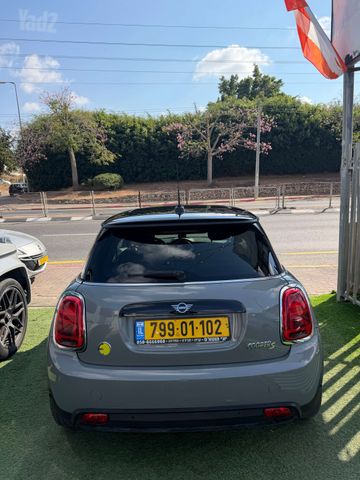 מיני קופר SE (חשמלית)