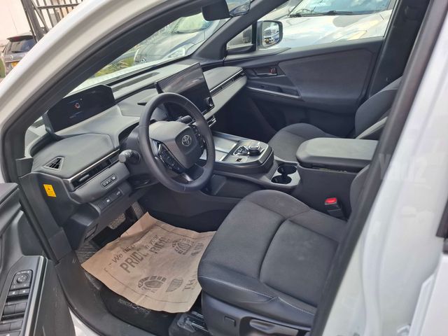 טויוטה C-HR+