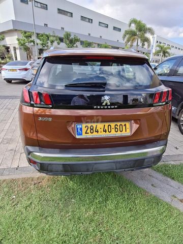 פיג'ו 3008