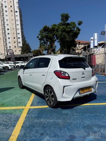 מיצובישי ספייס סטאר