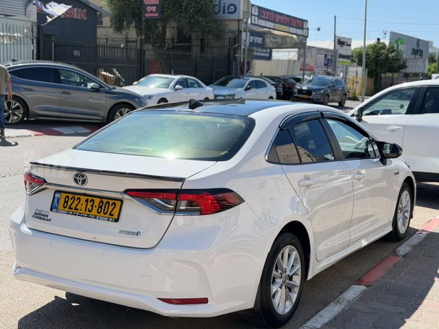 טויוטה קורולה