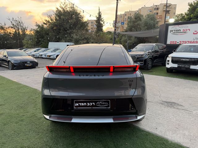 לינק אנד קו 02