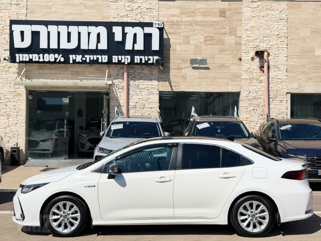 טויוטה קורולה