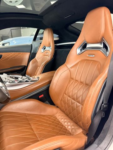 מרצדס-בנץ AMG GT