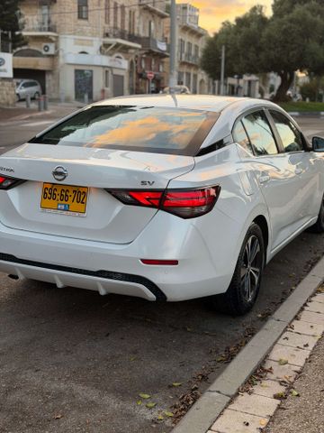 ניסאן סנטרה