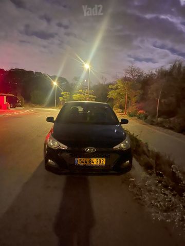 מודעת רכב יונדאי i20