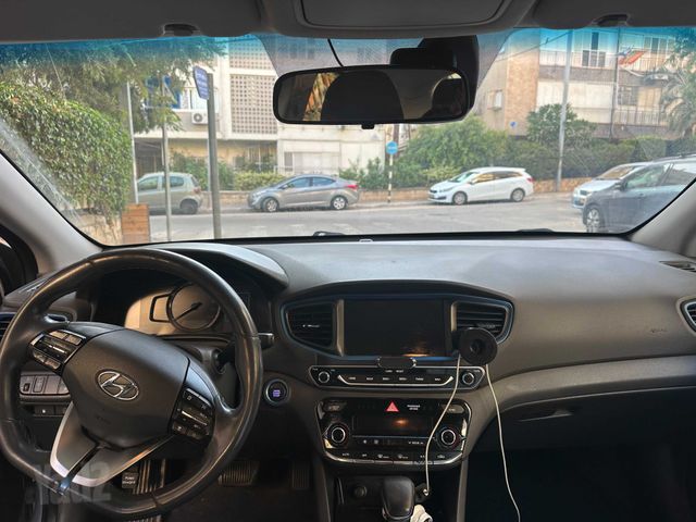 יונדאי איוניק
