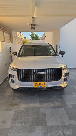 ג'אקו J7