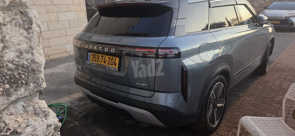 ג'אקו J7