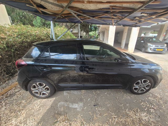 יונדאי i20