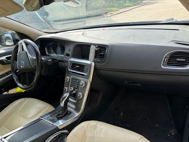 וולוו S60
