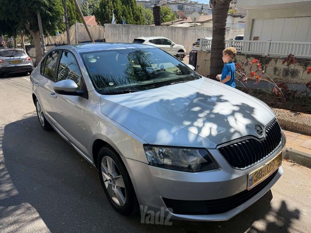 סקודה אוקטביה